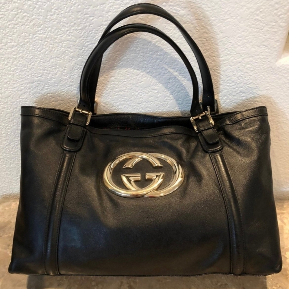 Gucci W/ COA 1Day Sale Like New Black Leather Tote with Gold GG Emblem